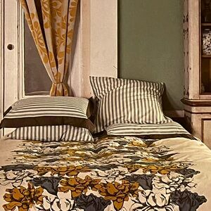 NWOT Dwell Euro Sham